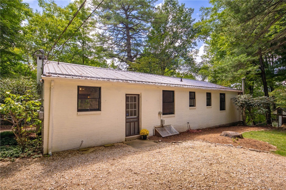 214 Blanwood Drive Property Photo 8