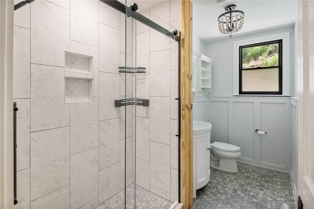 214 Blanwood Drive Property Photo 28