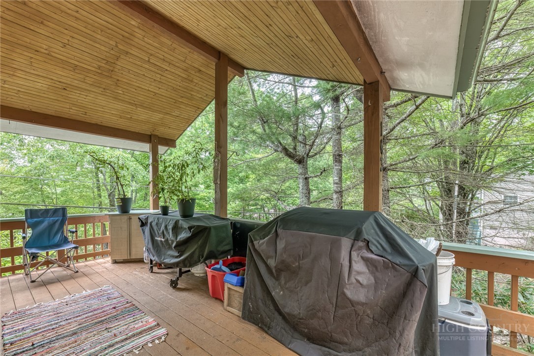 163 Elderberry Loop Property Photo 3