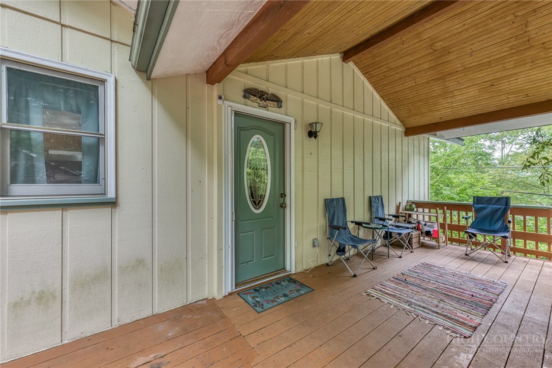 163 Elderberry Loop Property Photo 4