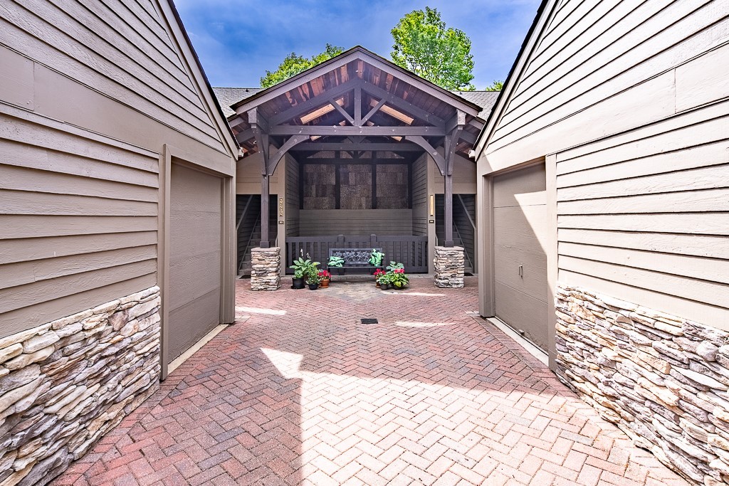104 Moon Run D Property Photo 2