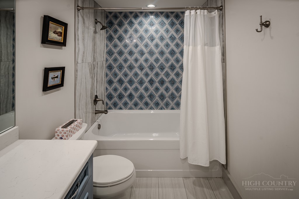 104 Moon Run D Property Photo 26