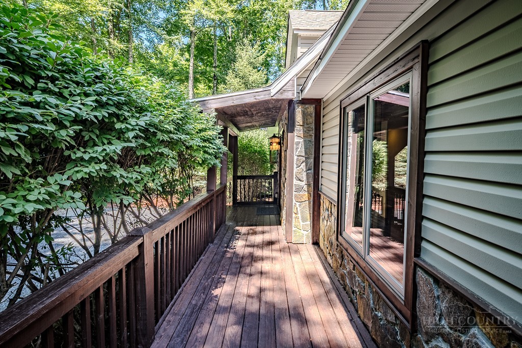 243 Greenbriar Road Property Photo 18