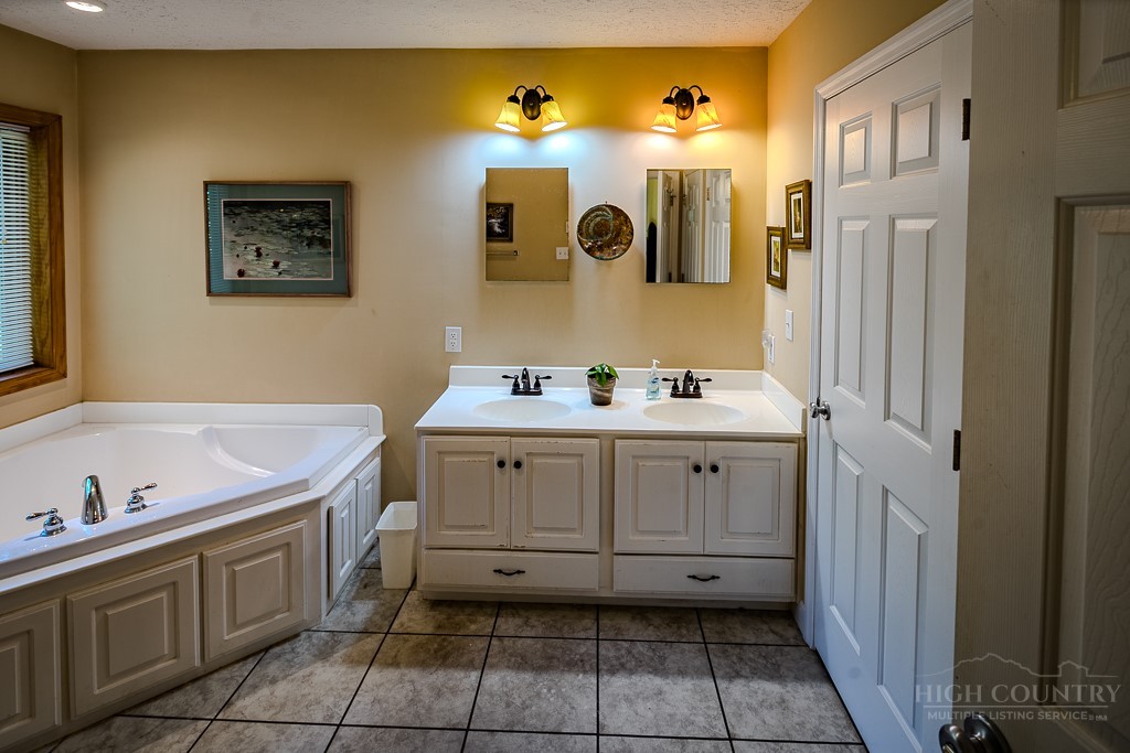 243 Greenbriar Road Property Photo 31