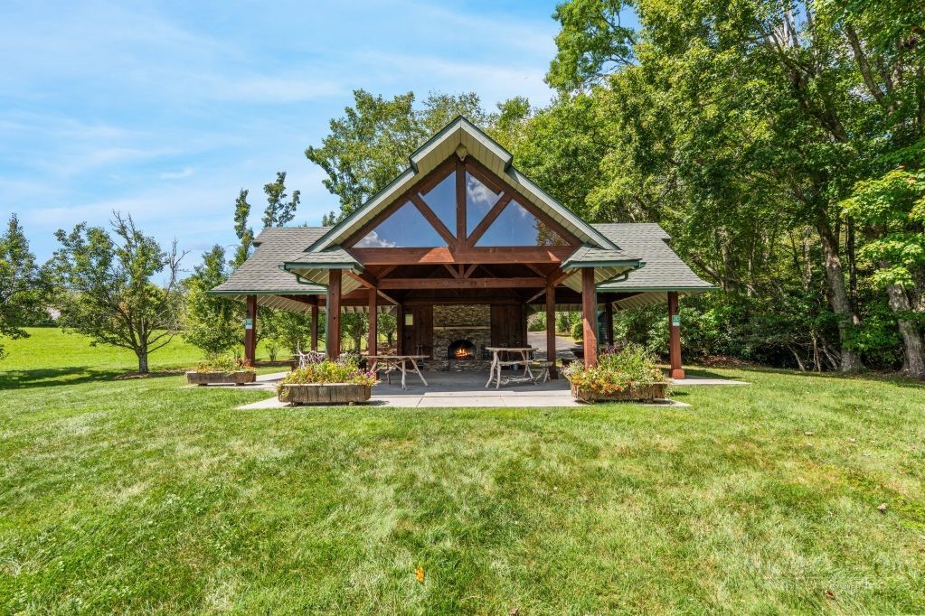 253 Farm Loop Road Property Photo 47