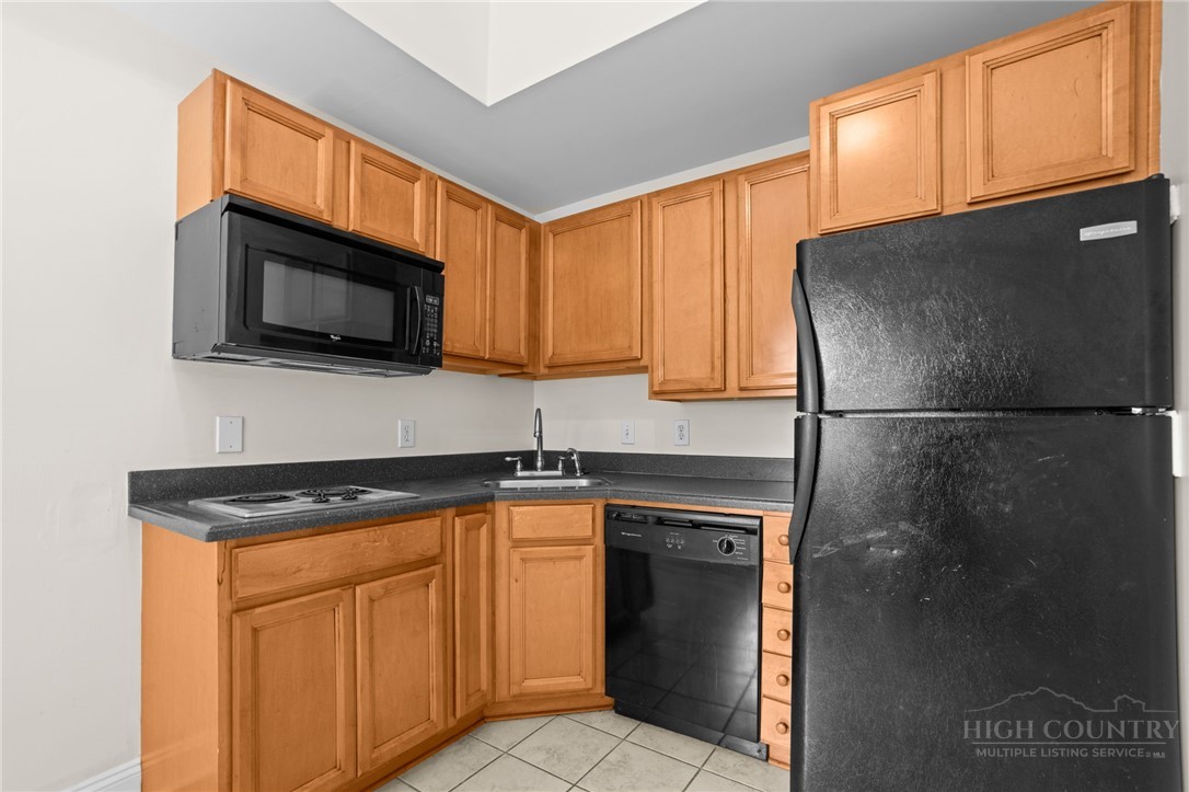 502 Queen Street Property Photo 8