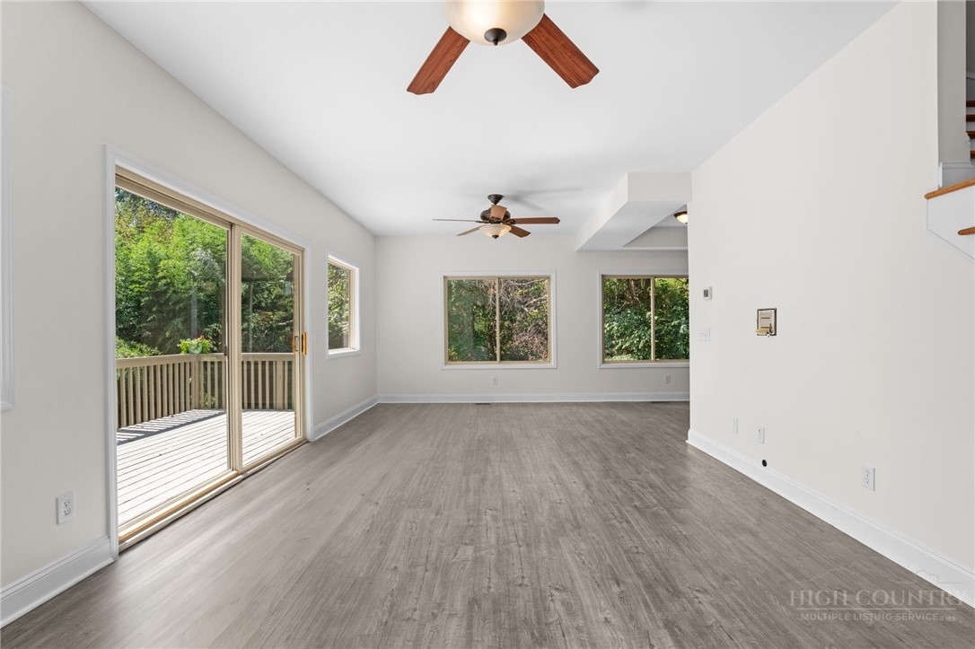 502 Queen Street Property Photo 24