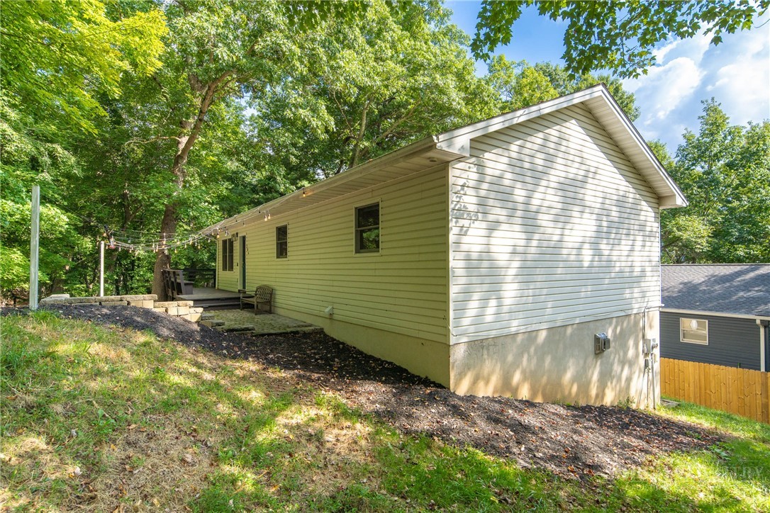 286 Sunset Drive Property Photo 2