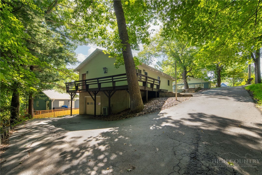 286 Sunset Drive Property Photo 4