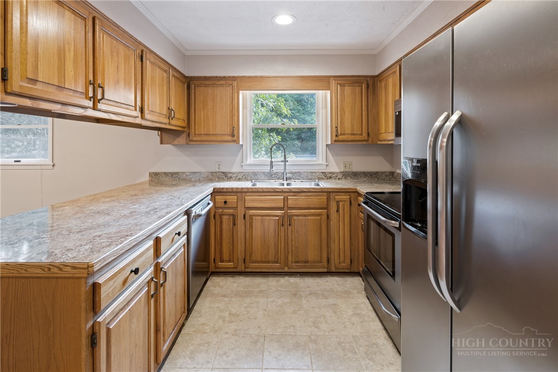 286 Sunset Drive Property Photo 16