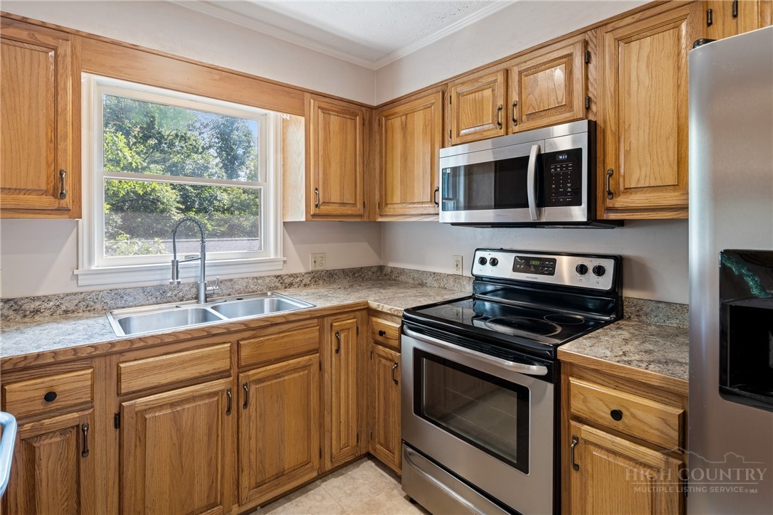 286 Sunset Drive Property Photo 17