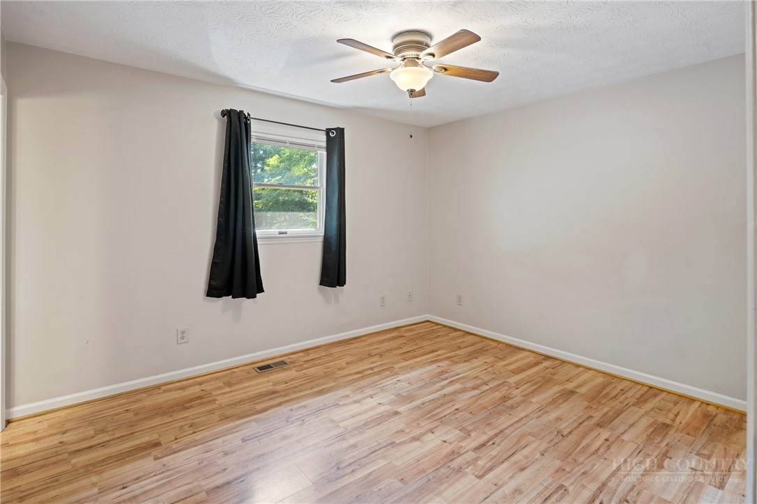 286 Sunset Drive Property Photo 24