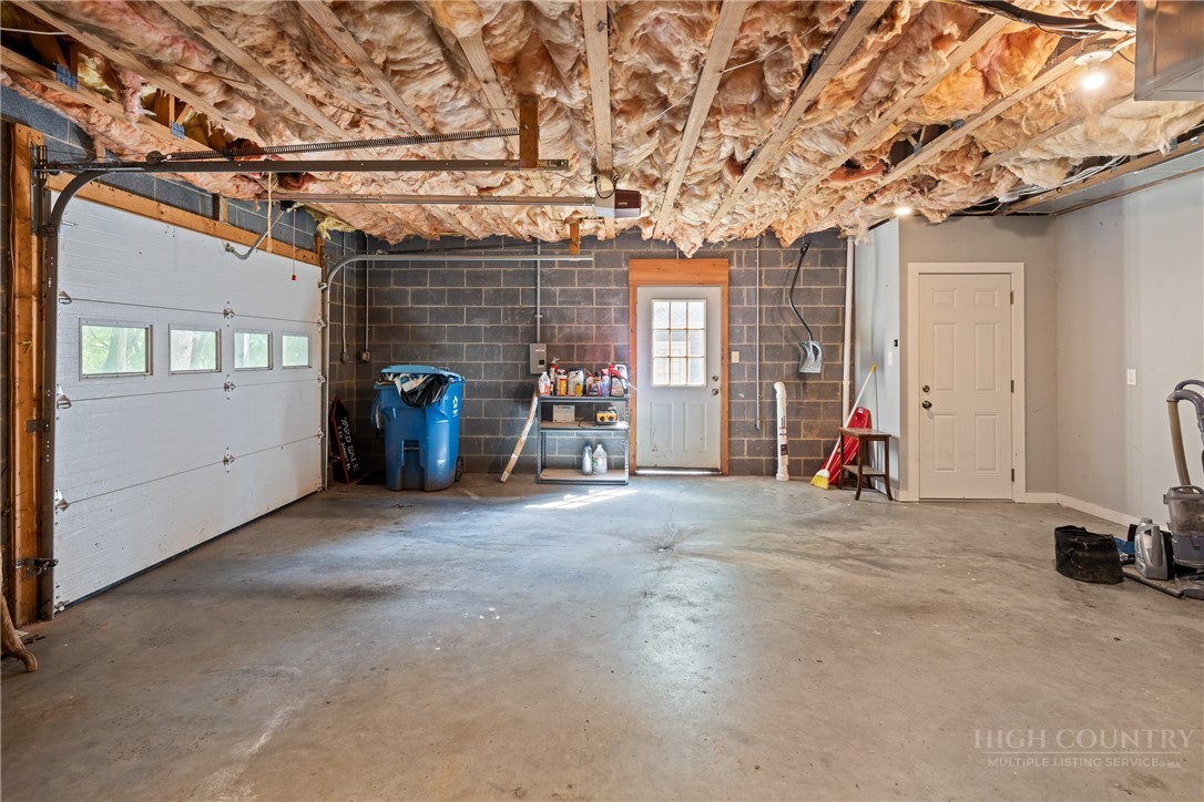 286 Sunset Drive Property Photo 41