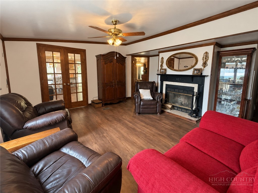 336 Farview Lane Property Photo 11