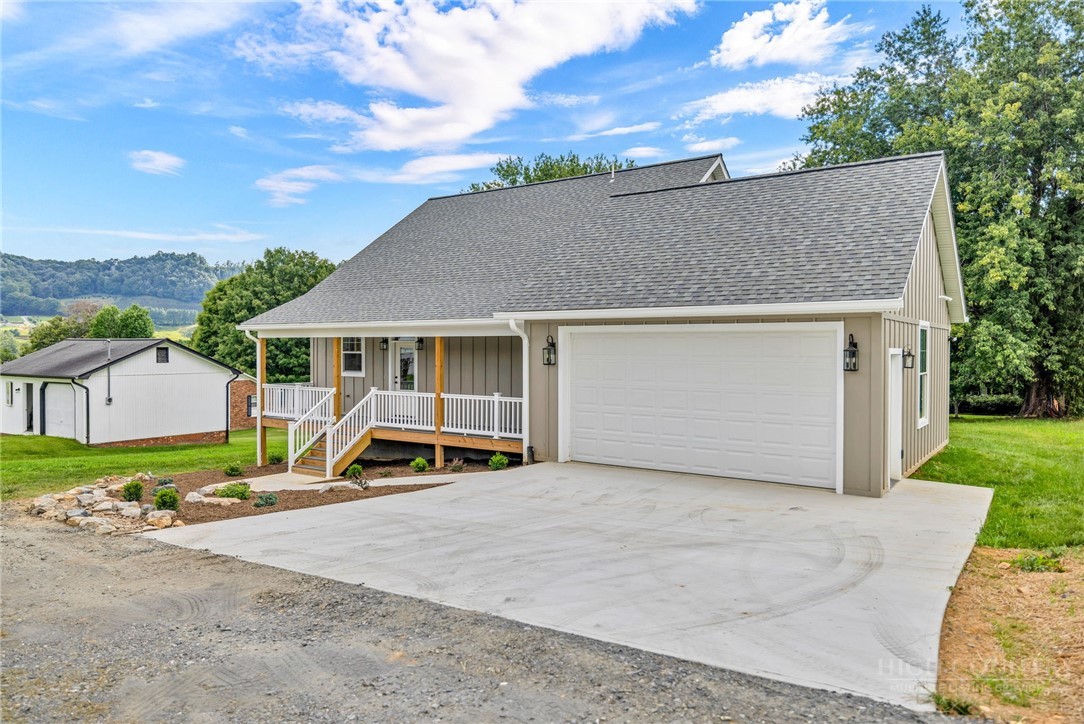 151 Ridgeside Drive Property Photo 8