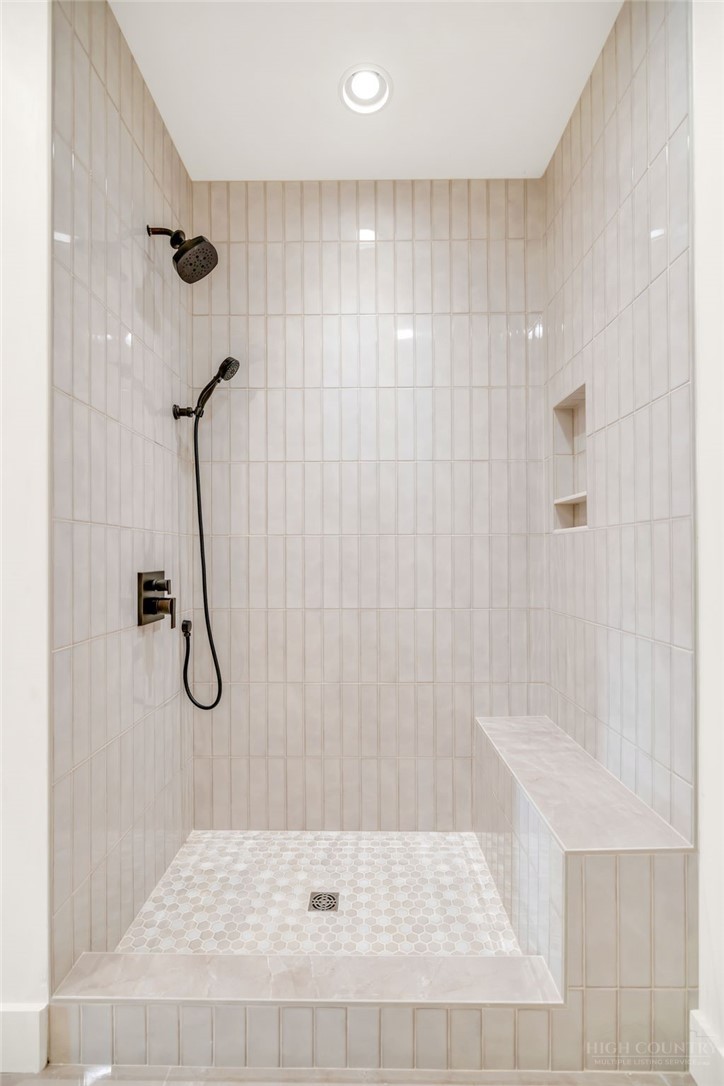 151 Ridgeside Drive Property Photo 23