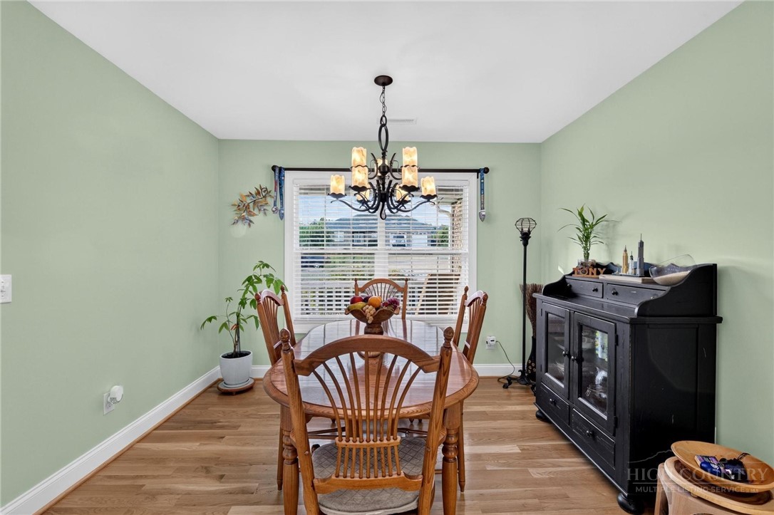 100 Rivercliff Drive Property Photo 15