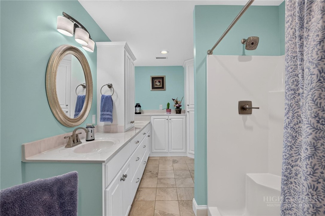 100 Rivercliff Drive Property Photo 31