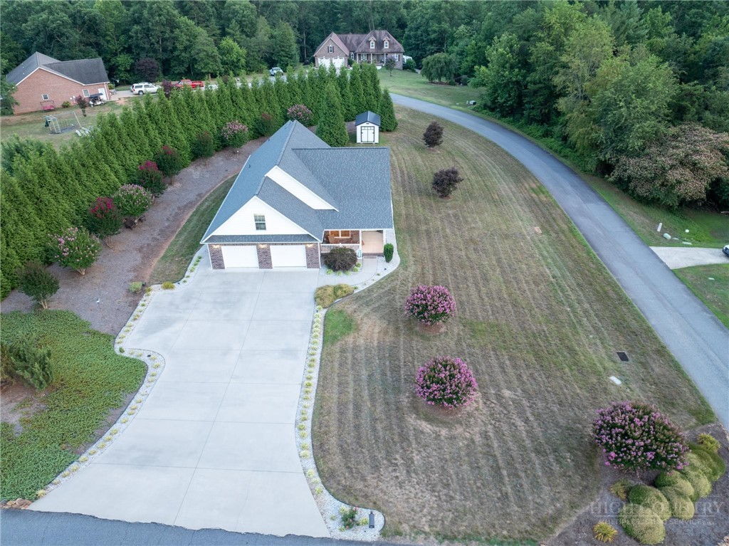 100 Rivercliff Drive Property Photo 36