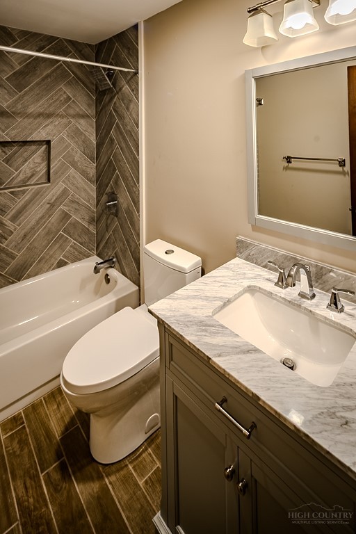 569 Klonteska Drive Property Photo 15