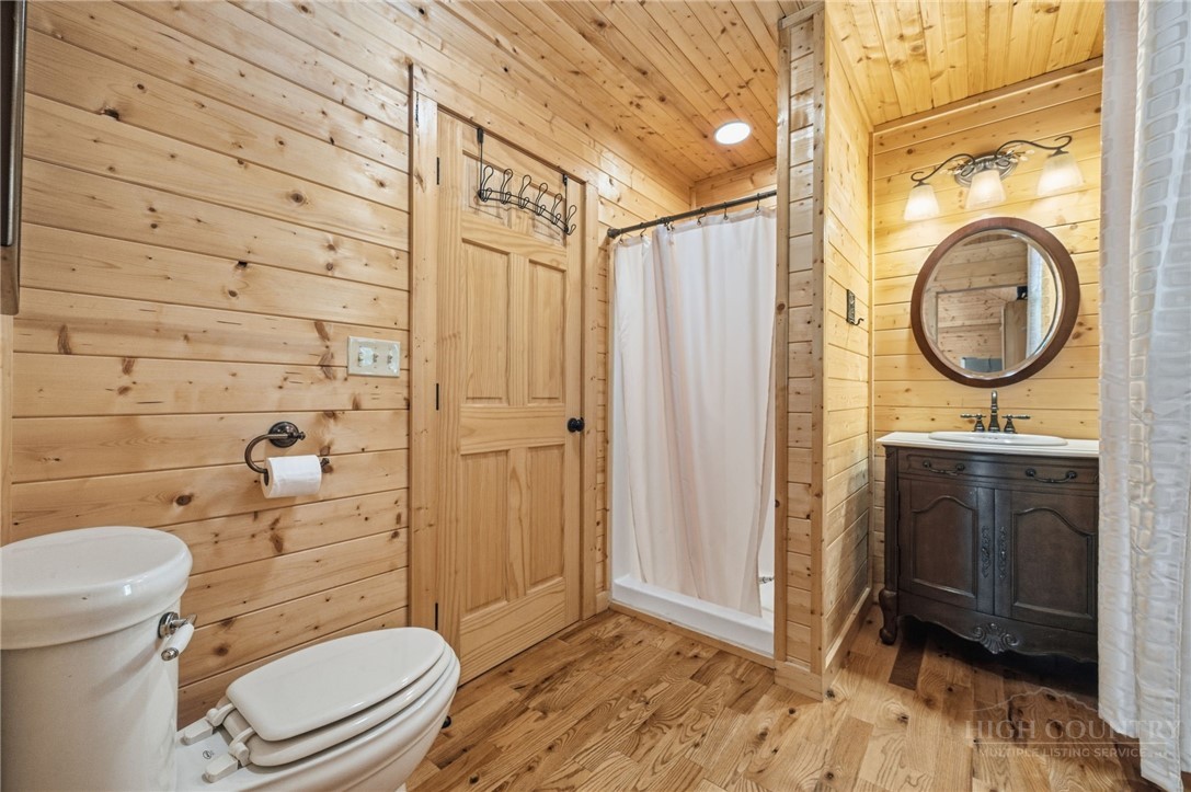 1158 Staghorn Road Property Photo 17