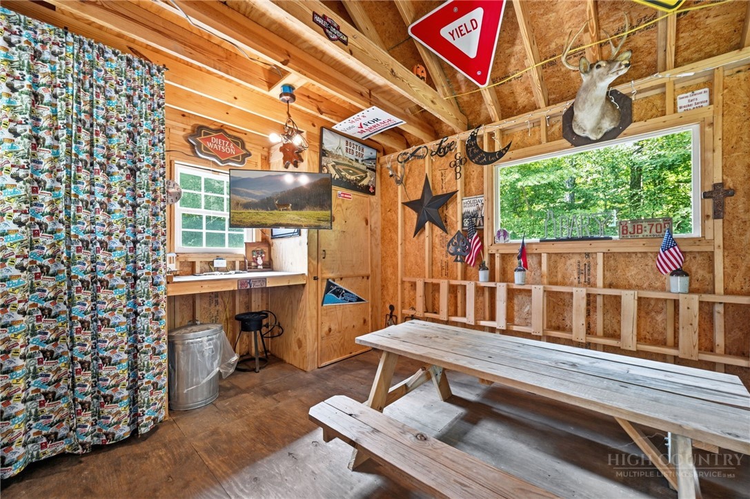 1158 Staghorn Road Property Photo 35