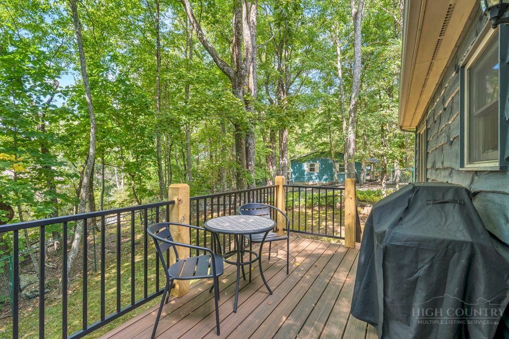 461 Galax Circle Property Photo 26