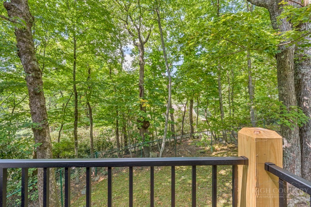 461 Galax Circle Property Photo 27