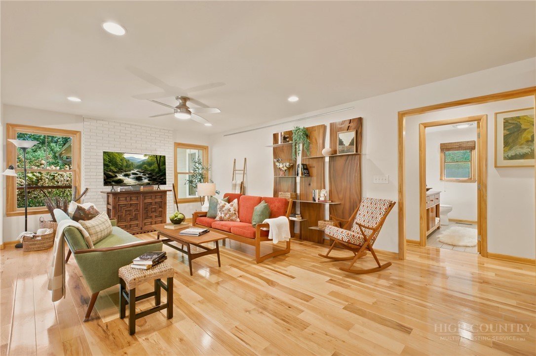 2711 Rabbit Hop Road Property Photo 9