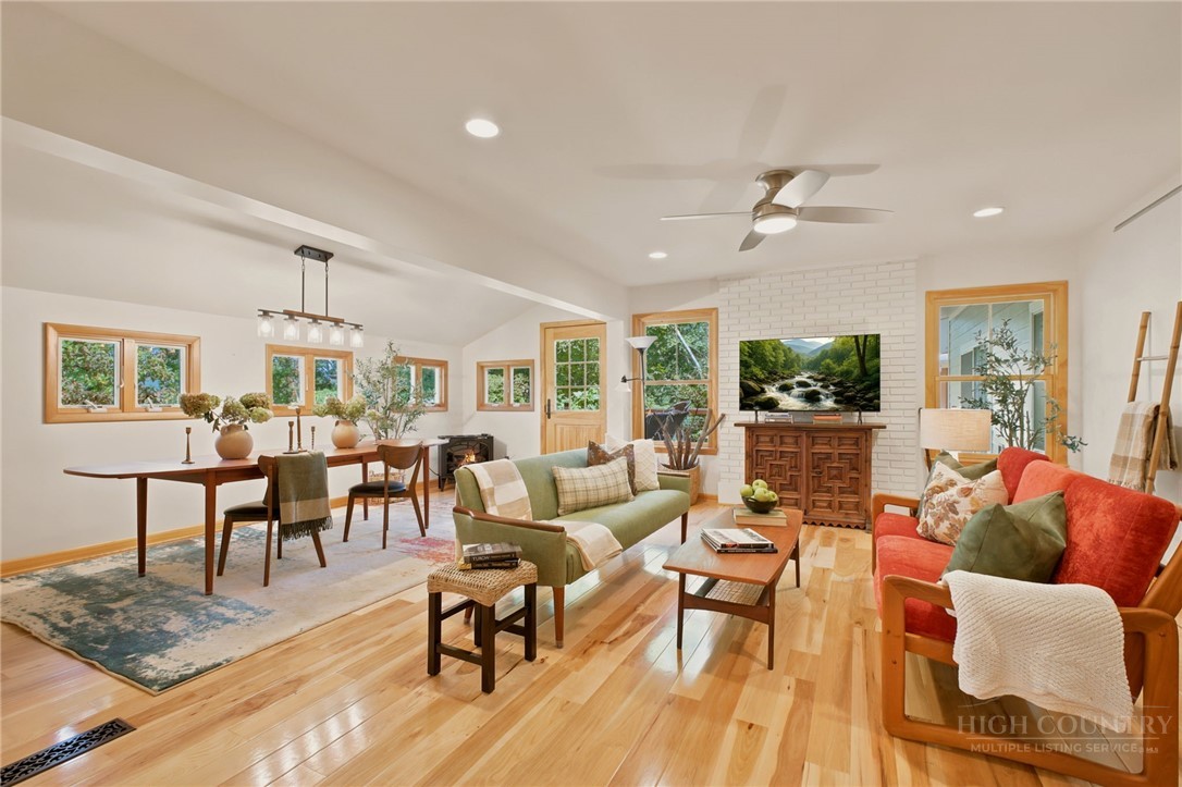 2711 Rabbit Hop Road Property Photo 10
