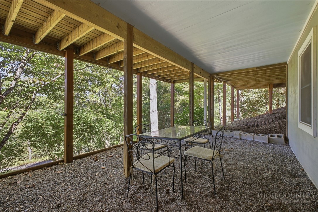 2711 Rabbit Hop Road Property Photo 41
