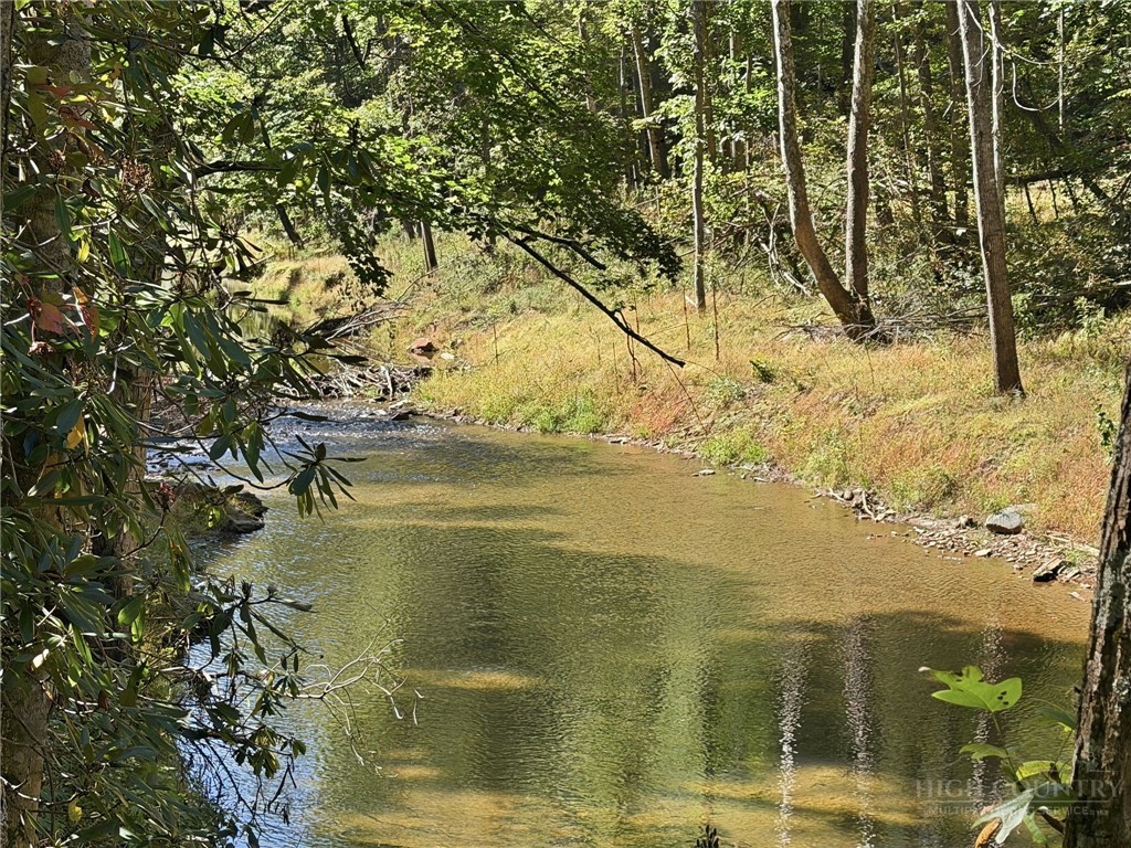 2711 Rabbit Hop Road Property Photo 42