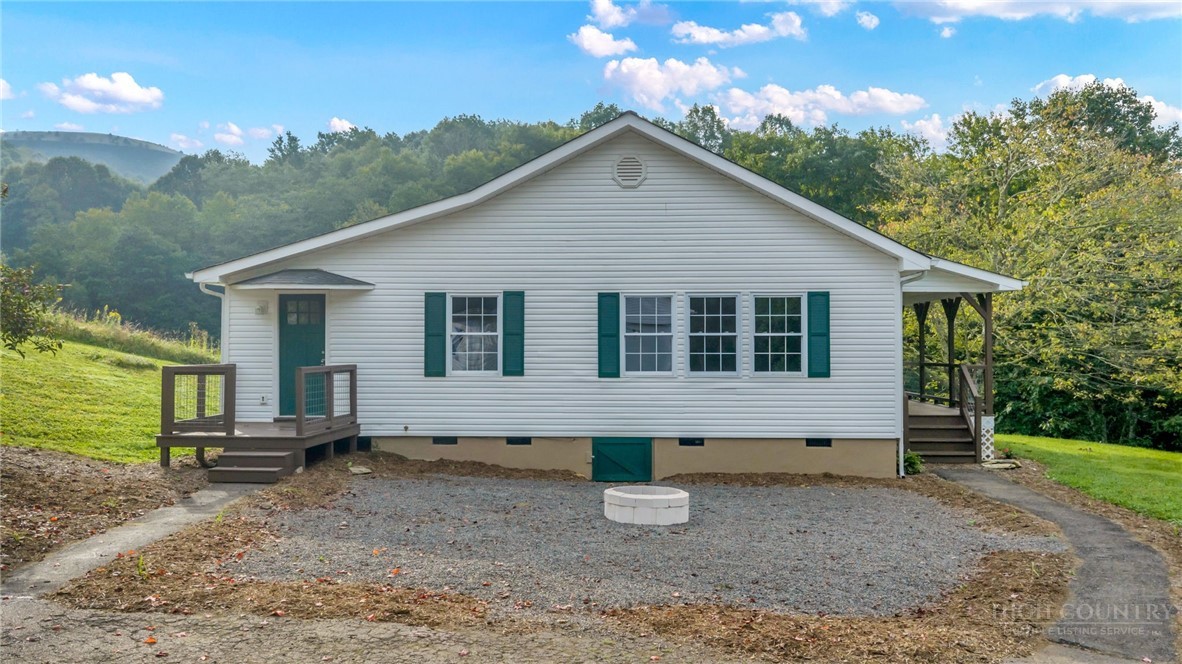 3115 Roaring Fork Property Photo 4