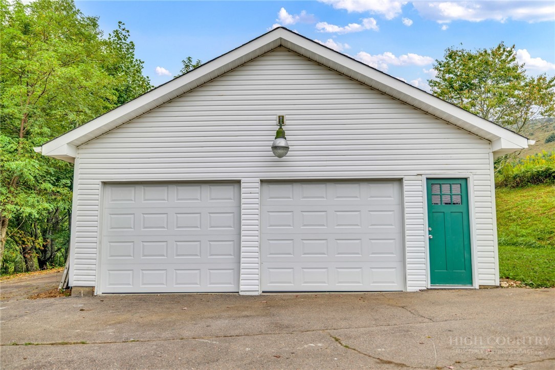 3115 Roaring Fork Property Photo 7