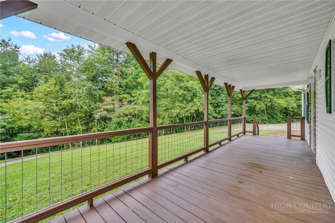 3115 Roaring Fork Property Photo 11