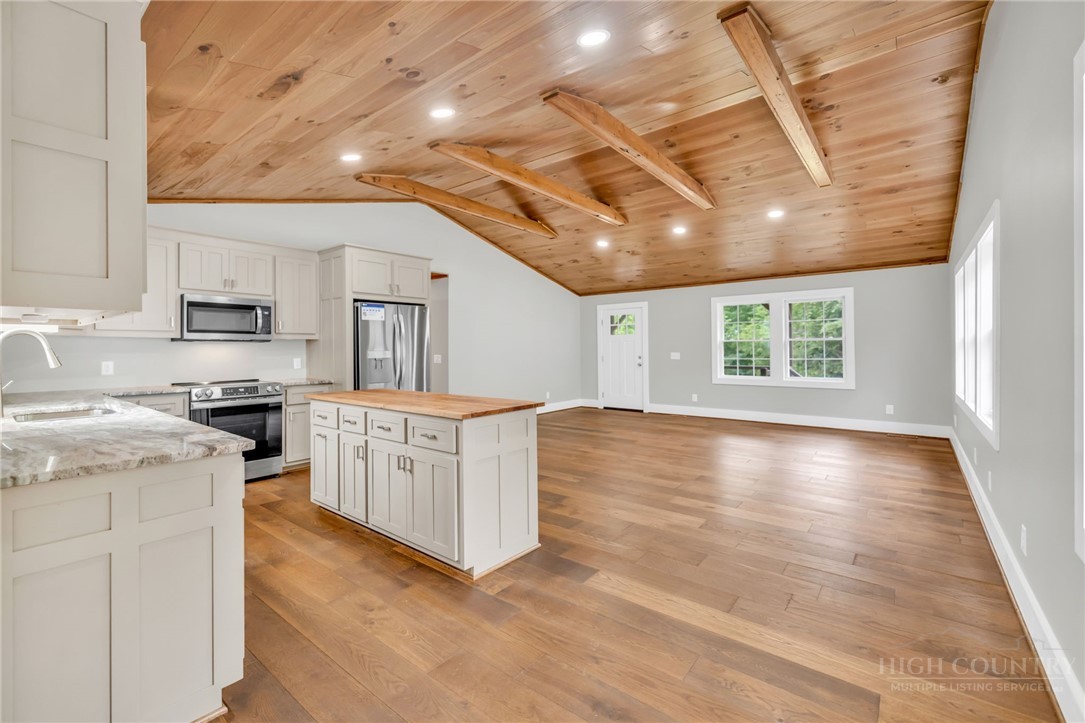 3115 Roaring Fork Property Photo 18