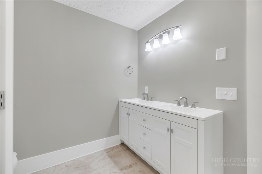 3115 Roaring Fork Property Photo 37