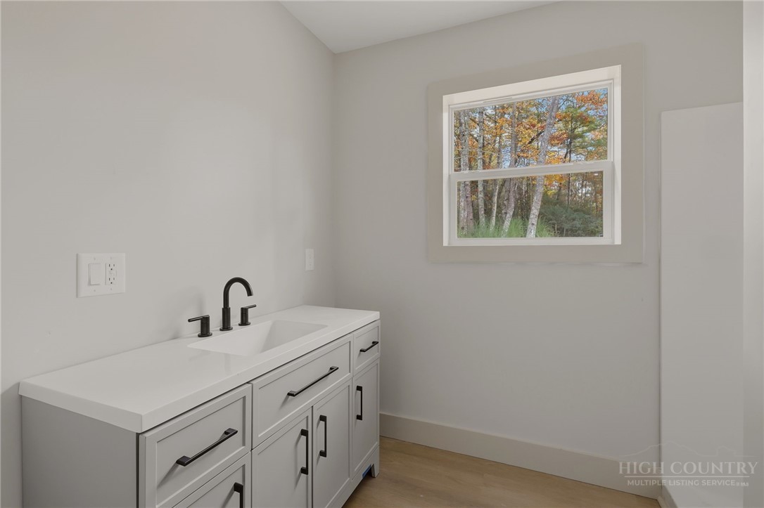 210 Eagles Nest Trail Property Photo 23