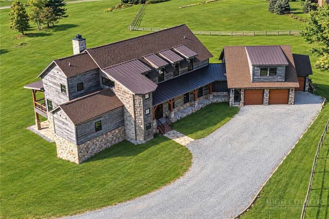 119 Summer Day Drive Property Photo 1
