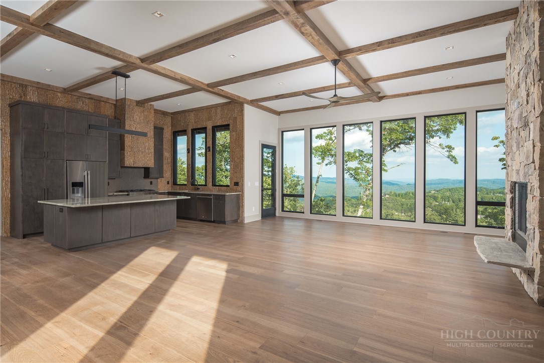 1181 Goldenrod Road Property Photo 2