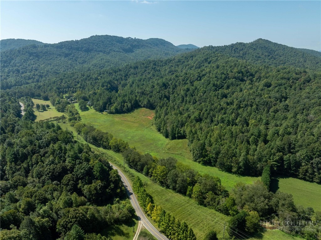 3305 Zacks Fork Road Property Photo 16