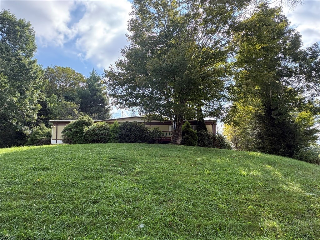16 Wineberry Lane Property Photo 1