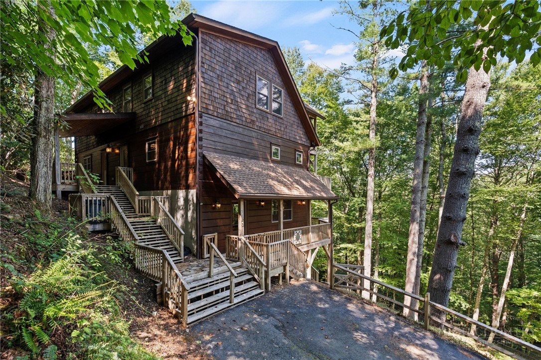 386 Little River Road Property Photo 1