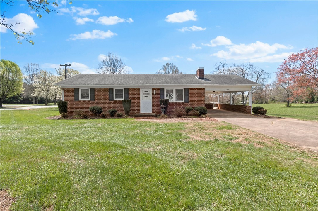 610 Nc 67 Highway Property Photo 1