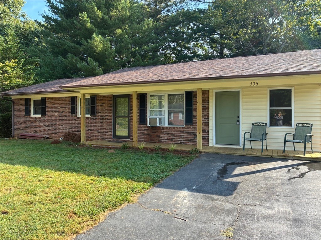 535 Little River Drive