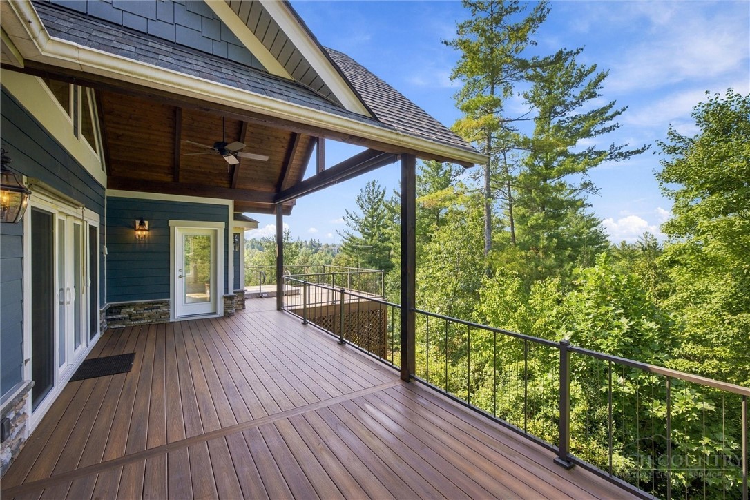 1103 River Ridge Property Photo 6