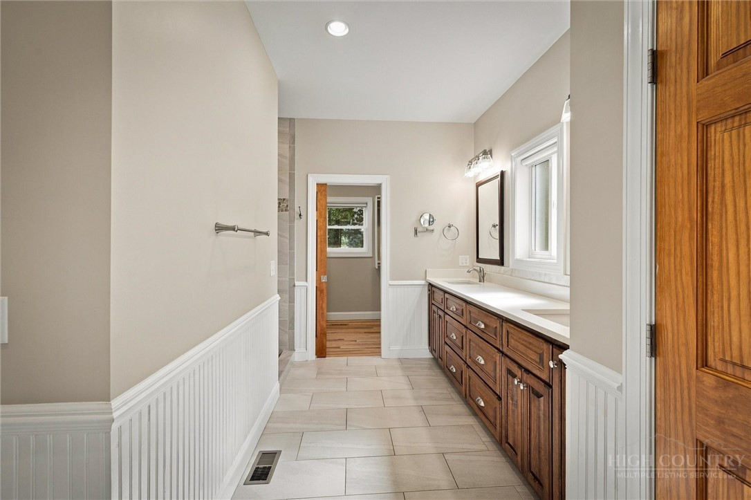 1103 River Ridge Property Photo 25