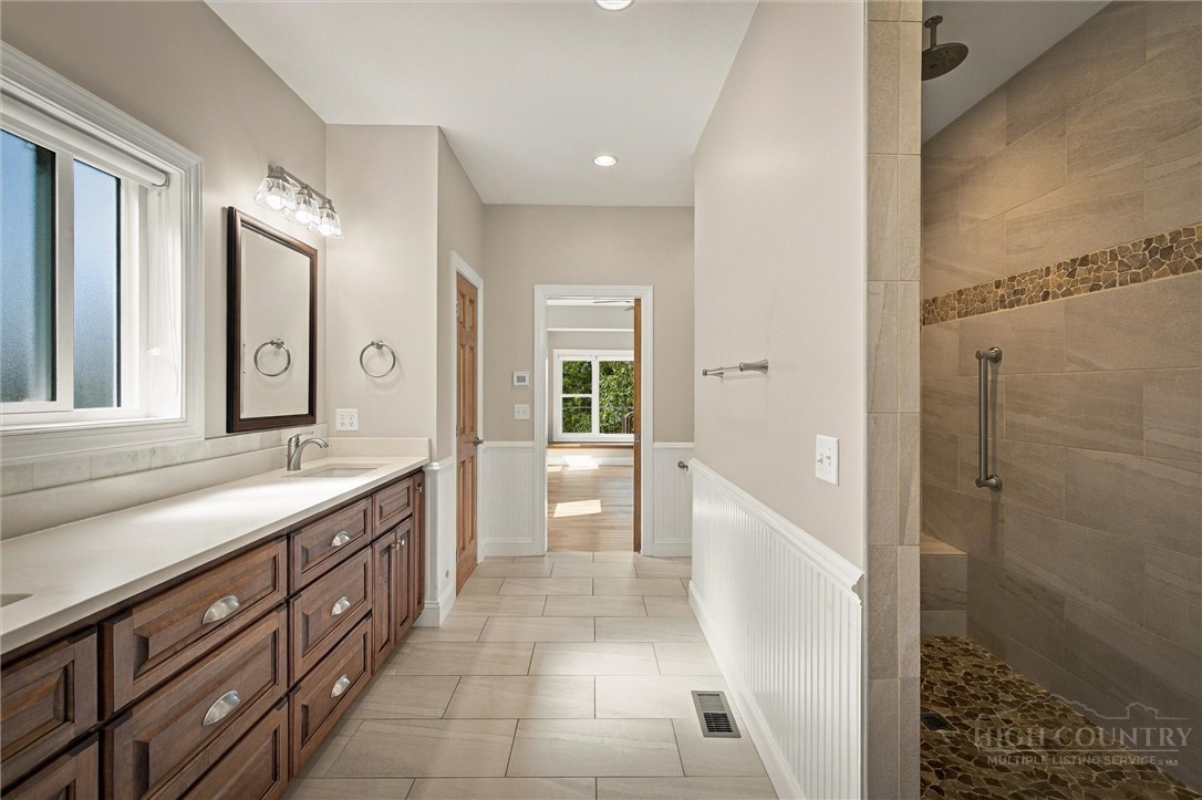 1103 River Ridge Property Photo 26