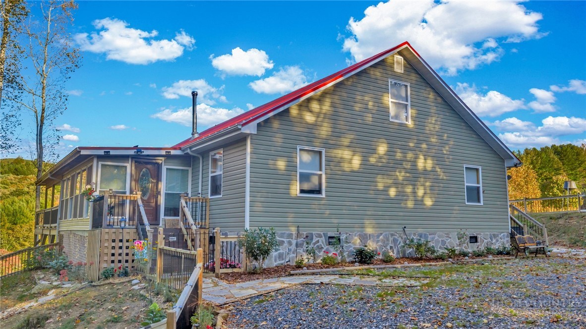 2832 Roaring Fork Road Property Photo 1
