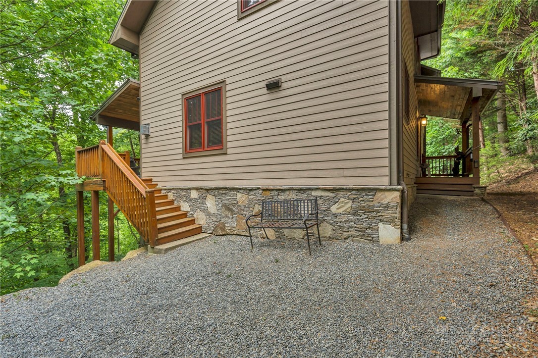 3947 Blackberry Crest Lane Property Photo 6
